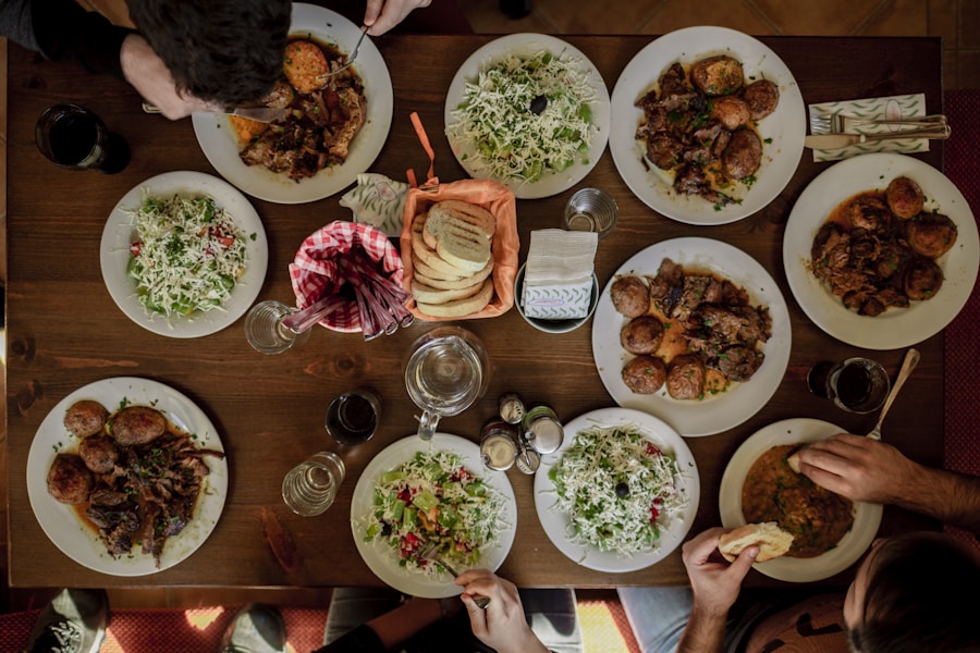 Bữa ăn gia đình và đời sống Việt Nam đang phát triển